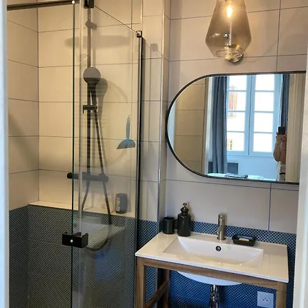 Ariejoie - Privee Dans Maison En Centre Historique Affittacamere 3*